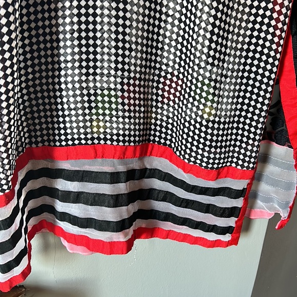 Indian/middle eastern embroidered dress - Picture 4 of 5